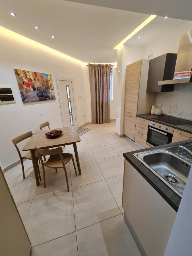 Appartamento Crescent Corner St. Paul's Bay Esterno foto