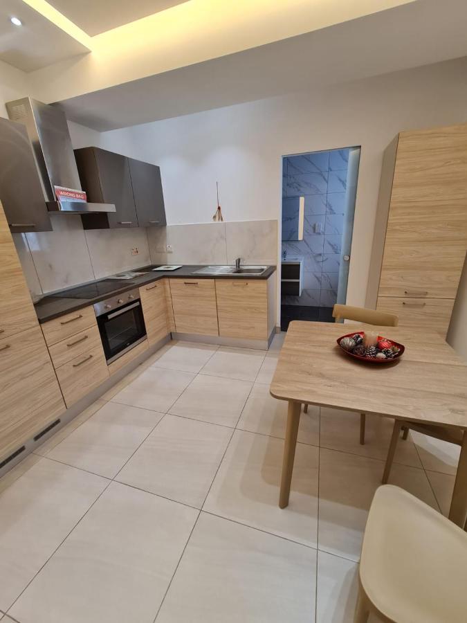 Appartamento Crescent Corner St. Paul's Bay Esterno foto